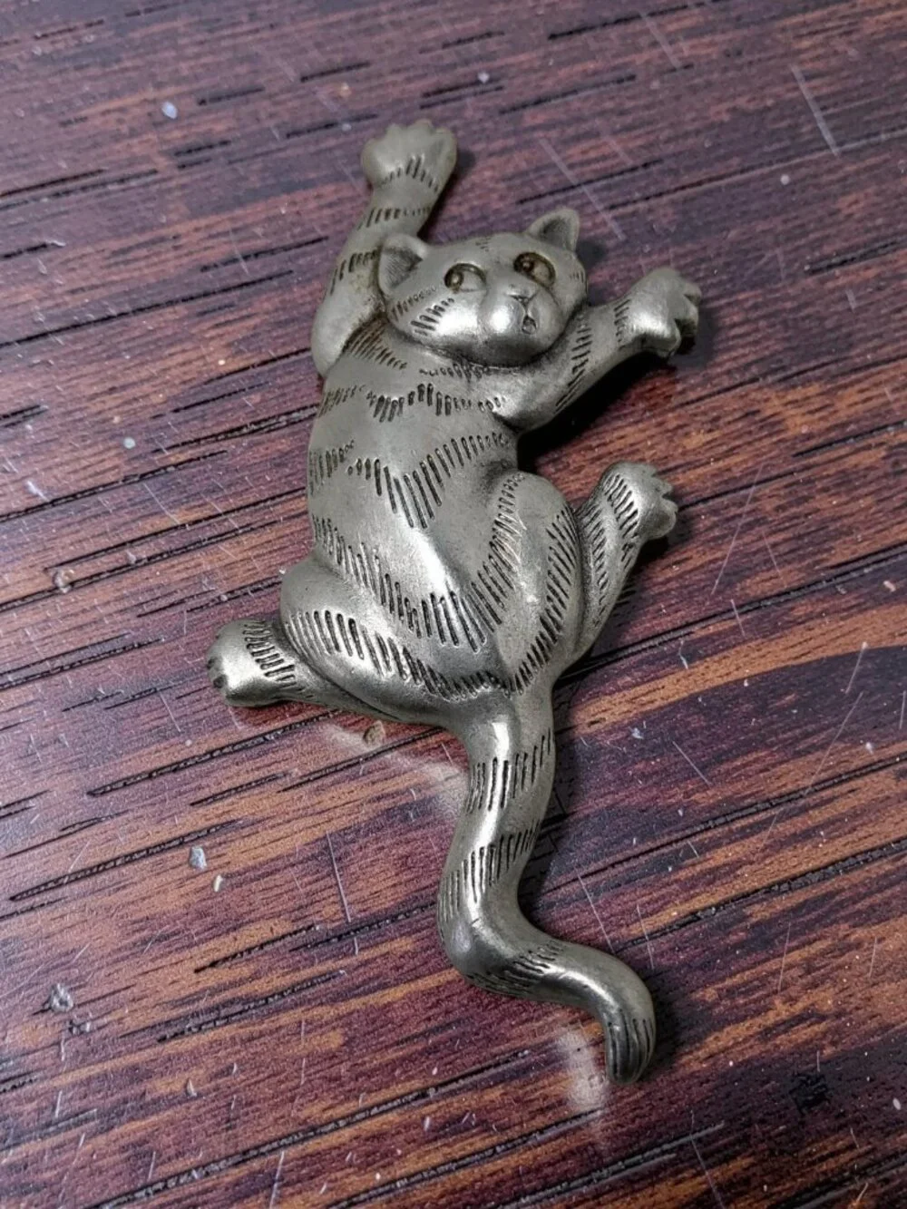 Vintage Signed JJ Jonette Pewter Climbing Cat Brooch/Pin